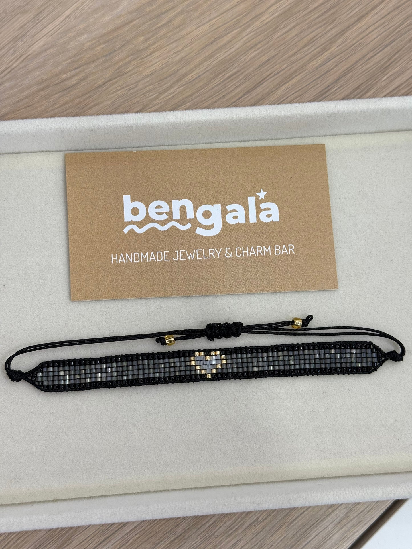 SHINE HEART MIYUKI BRACELET