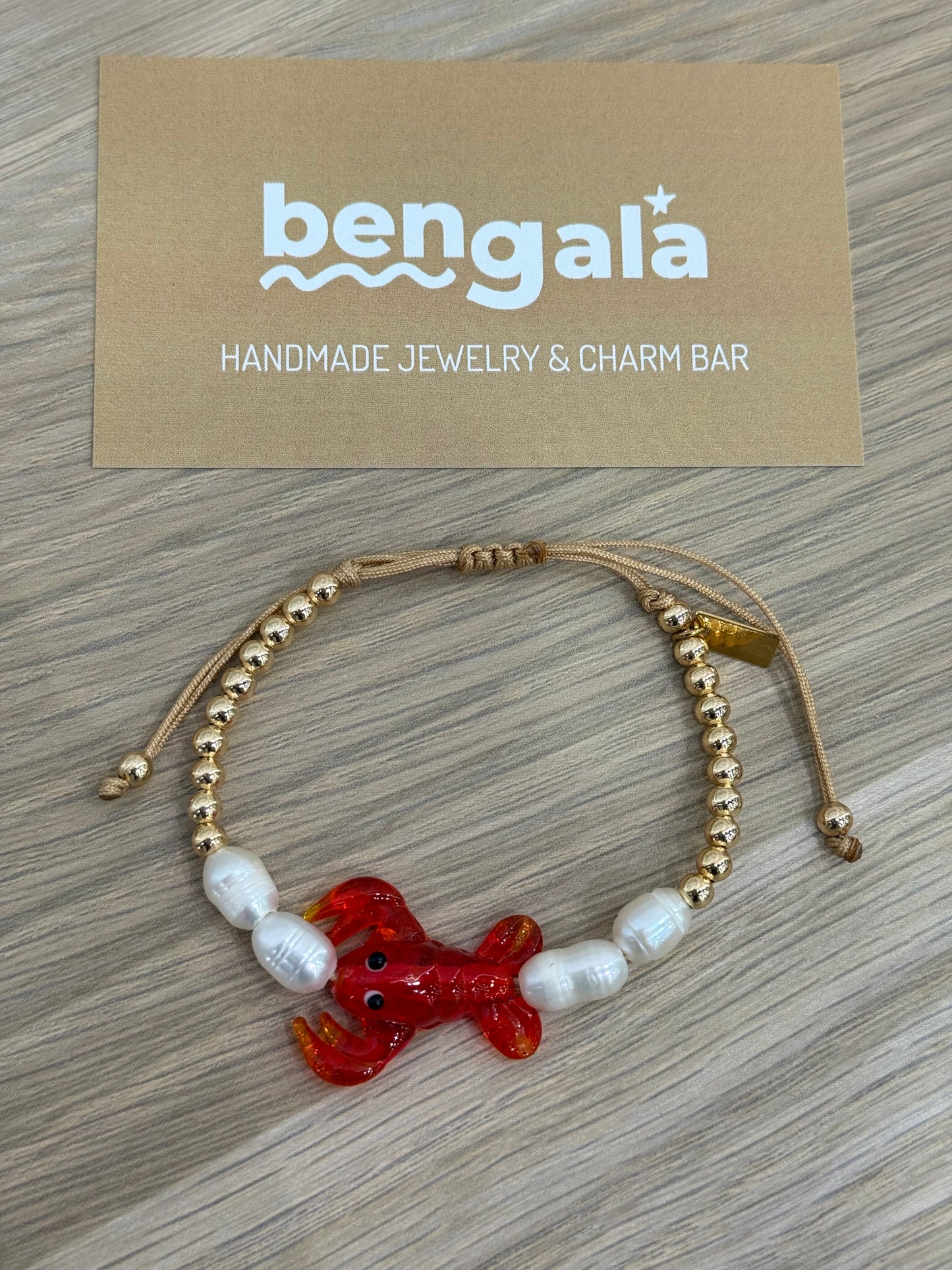 LOBSTER PEARL BRACELET