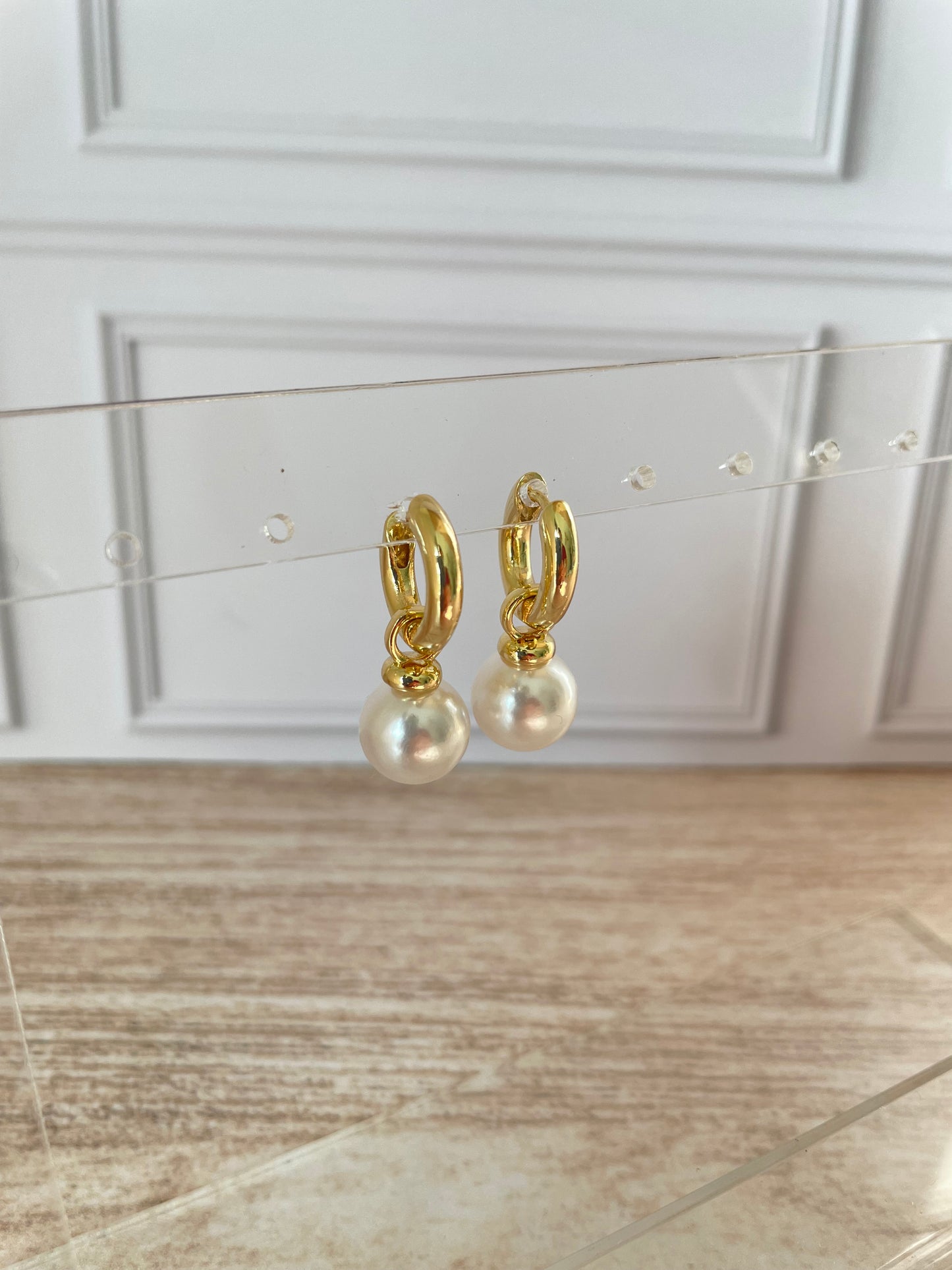 CHUNKY PEAR EARRING