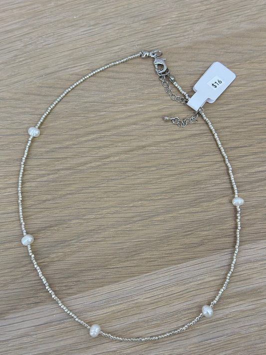 SILVER MIYUKI NECKLACE