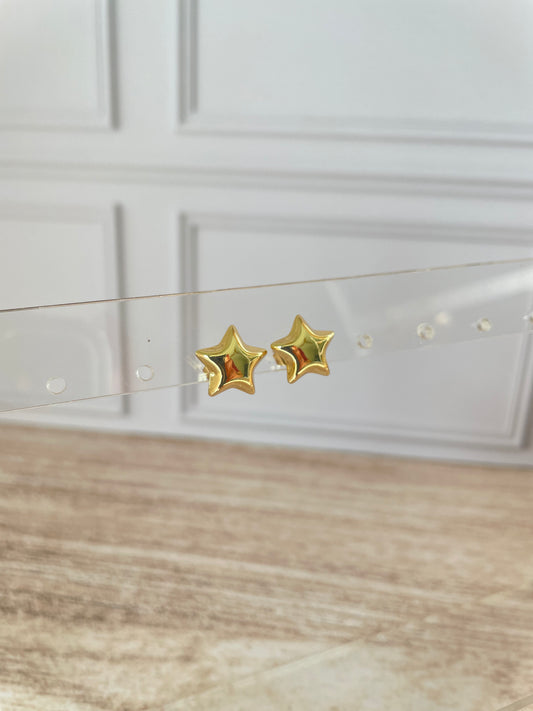 STAR STUD EARRING