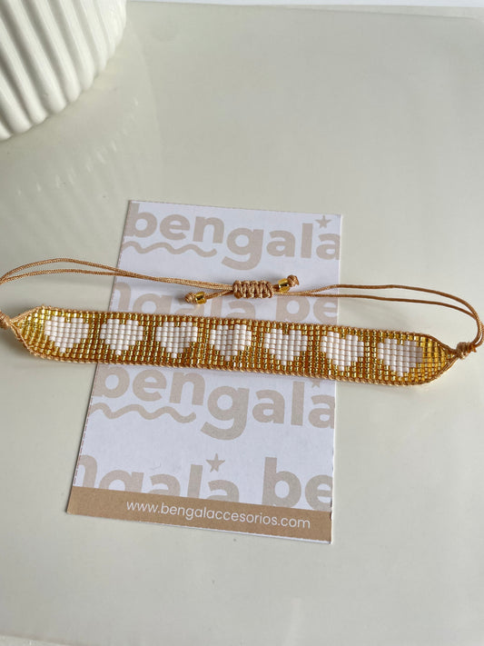 MIYUKI WHITE HEART BRACELET