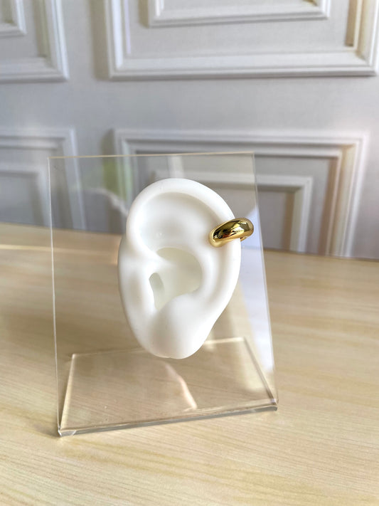 GOLD EAR CUFF